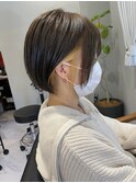 イヤリングカラーショートボブ
