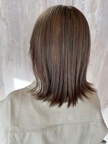 ココカラヘアー ニコ(cococara hair nico)&nbsp;オリーブグレージュ/ハイトーンカラー/20代/30代/40代