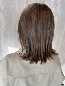 ココカラヘアー ニコ(cococara hair nico) オリーブグレージュ/ハイトーンカラー/20代/30代/40代