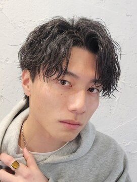 フィフス 原宿(fifth) スーツ短髪ツーブロック束感モテる黒髪シークレットパーマ流行