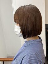 ネオリーブ クーロ(Neolive curro)&nbsp;地毛風ストレートで顎下1センチボブ◎