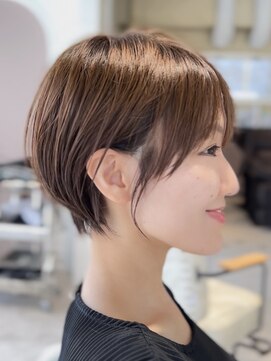 ティア(Tia.) （ショートヘア/丸みショート/小顔ショート/前髪/ショートボブ）