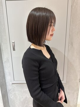 ヨーク(YOKE) YOKE 大人ボブ切りっぱなしボブオリーブアッシュグレージュ