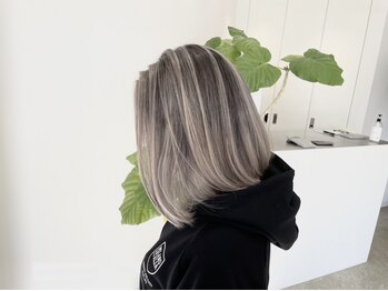 リコット(Licotte)の写真/なりたい色味を叶える、ハイトーン特化型サロン◆ブリーチ系デザインならお任せ*トレンドを馴染むStyleで◎