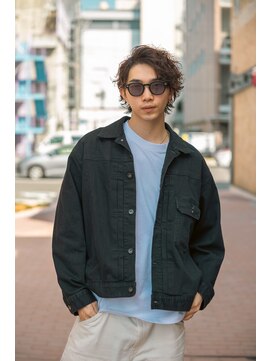 ザ ワンアンドオンリー シズオカ(The one and only. Shizuoka) かきあげ波巻きパーマ