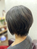 ヘアーズフェロー(Hair's Fellow) ショートレイヤーボブ