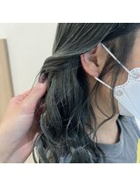 アッシュ 北千住店(Ash) 【ブリーチ1回】モスグリーンカラー