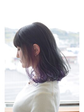 ヘアアンドメイク ムーア(Muuua) グレージュ ＋ パープルのインナーカラー