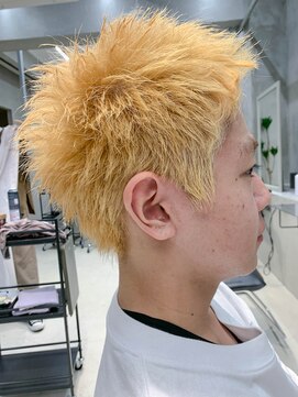 金髪 ベリーショート ブリーチ２回 メンズカット L テトヘアー Teto Hair のヘアカタログ ホットペッパービューティー