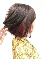 クマ(kuma.)&nbsp;ボブヘアー/インナーカラー/ゆるウェーブ/20代30代40代ヘア