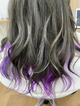 ヘアーサロン やわらぎ インナーカラー