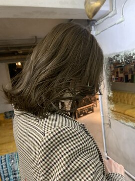 ロイジー(roijir) 【roijir 表参道】ブリーチあり×オリーブベージュ