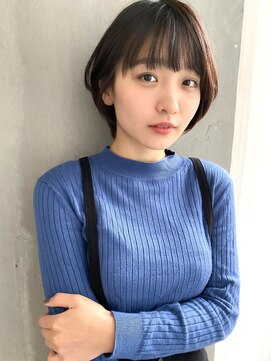 リタ(Lita) 小顔ショートボブ