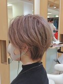 ハイトーンが素敵！大人可愛いショート