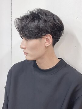 バイフィフス 原宿/表参道(by fifth) ◇センターパート ニュアンスパーマ 韓国ヘア 毛流れパーマ