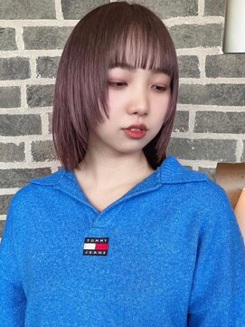 トップヘアー ガーデンヴィラ 安城(Garden Villa) 切りっぱなしレイヤーミディアム/ベビーピンク/ぱっつん前髪