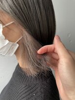 シュリット(schritt)&nbsp;イヤリングカラー ミルクティーブリーチインナーカラーYOSHITAKE