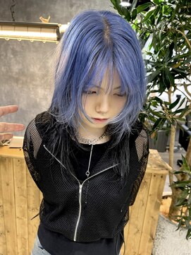 イコ(.ico) ブルー×ブラックデザイン　20代30代　レイヤーカット