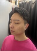 ビジネスマン必見♪バックスタイルにキリッとストレート眉