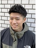 スパイキーショートピンパーマメンズスタイル