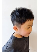 エヴァン(Evan)&nbsp;明るく元気な印象の前髪短めキッズスタイル★