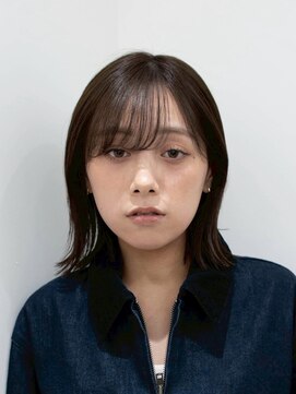 カルム(kalm) 20代30代ミニボブ前髪あり前髪なし顔周りレイヤーカットオリーブ