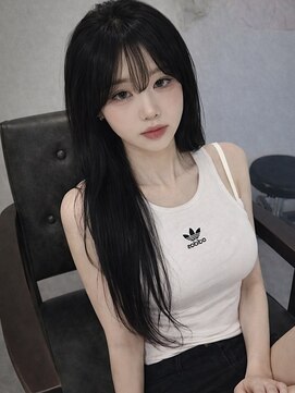 ユウキカガヤキ(YUUKI KAGAYAKI) 姫路 レイヤーカット ロング 姫路 縮毛矯正 縮毛矯正 自然