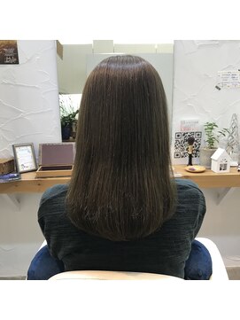 インク(inqu) イルミナカラーでグレー系女子☆