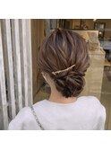キレイめなシニヨンスタイル