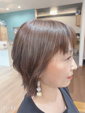 ビューティスペースソーダ(Beauty Space SODA) ふんわり外ハネボブ