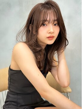 ロンド アンブル 四条烏丸(Lond ambre) ひし形シルエットが大人の魅力を奏でるくびれミディー