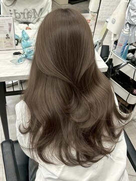 アマトウキョウスマートサロン(AMA TOKYO×Smart Salon) 韓国ヘア 2wayバング レイヤーカット くびれヘア 顔周り