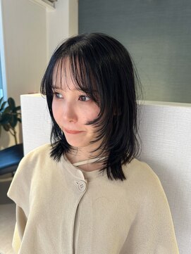 アム(amu) ハッシュカット/ウルフカット/レイヤーカット/ハッシュレイヤー