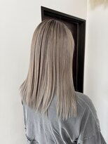 コディー(CODY)&nbsp;ミディアムヘア暗めカラー/デザインカラー/フェイスフレーミング