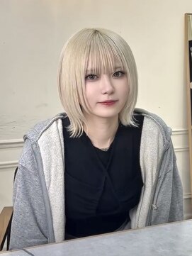 エクラ(ECLAT) ホワイトブロンド