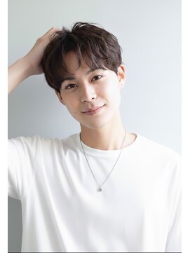 メンズデザインバイラフ 八乙女(Men's desgin by Rough) MEN’S HAIR/サーフカール/刈り上げセンターパート/八乙女