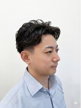 短髪◎フェザーパーマで無造作ショートがキマる