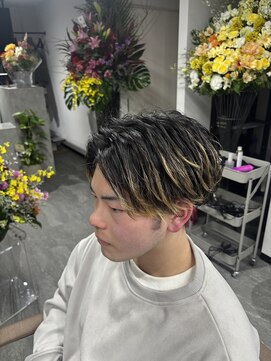 リイ(Lii) メンズ　ショート　センターパート