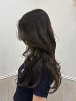ヌク(Nuku.) olive greige