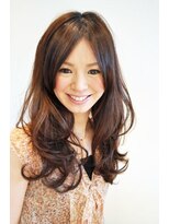 ヴィコロ(vicolo) 小顔に見える前髪6:4スタイル