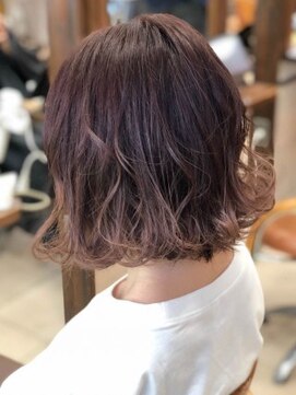 クアトロ グランシュ 川崎店(QUATRO × GranCieux) 【QUATRO川崎】外ハネミディアム