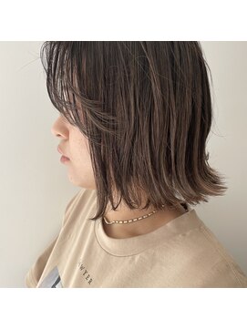 サローネ サンク(SALONE CINQ) 外ハネボブ