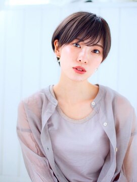 アッシュ 清瀬店(Ash) 大人可愛い耳かけショート