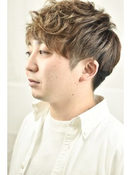 レ ギャルソン 仙台店(Les Garcons) 前下がりフェザーマッシュノーブリーチカラースパイラルパーマ