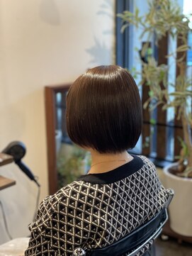 サロングロー(salonGLOW) ショートグラボブ