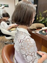 スリー(Th:ree)&nbsp;大人可愛い20代30代40代丸みボブ◎