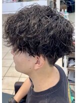 ディータ(Dita)&nbsp;大人波打ちツイスパセンターパート大宮メンズカットパーマ美容室