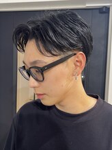 メンズサロンベル(Men's salon bhel) 三重桑名ニュアンスパーマフェザーパーマ緩めセンターパートヘア