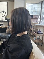 インデペンデンス(independence)&nbsp;白髪ぼかしにも◎ハイライト×前下がりボブ　20代30代40代50代