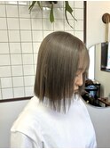 透明感グレージュ